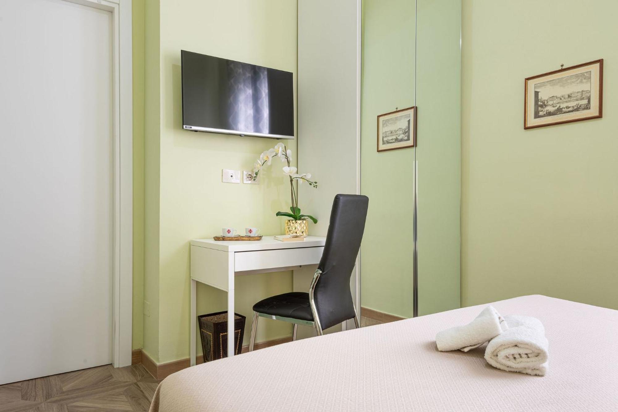Cadorna Rooms In Firenze Kültér fotó