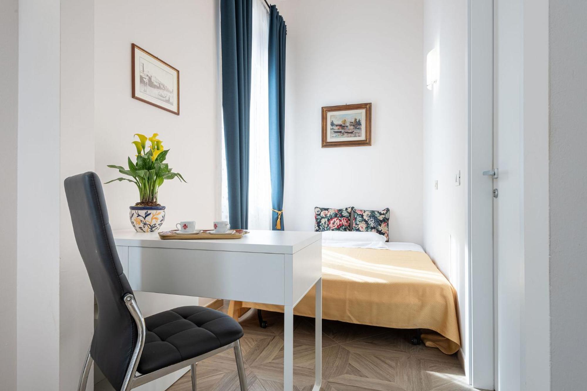 Cadorna Rooms In Firenze Kültér fotó